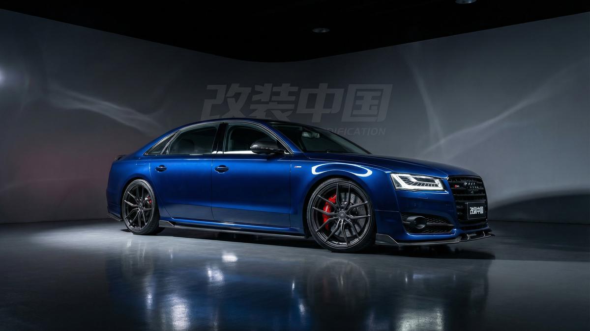 困困兔改装蓝色轿车视频